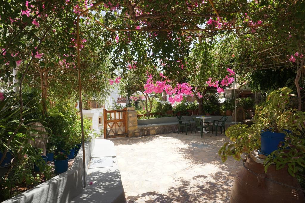 Patmos Maria Studios Skála Exteriör bild